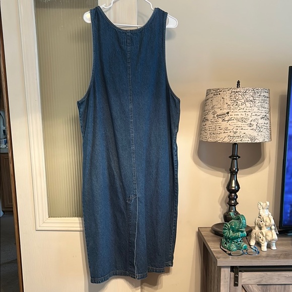 #C084 Vintage Jaspe Blues Denim Jumper Dress with Embroidered Details (1X) - Picture 5 of 8